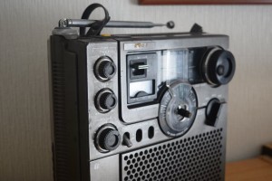 ラジオ01